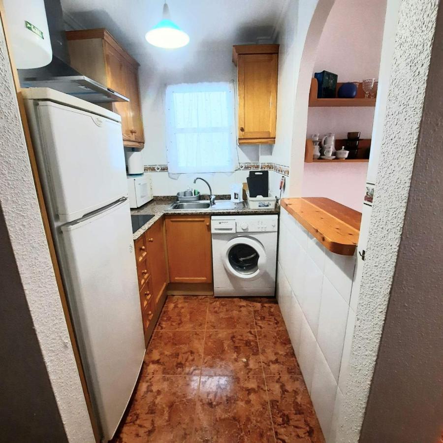 Apartamento Los Gases Торрев'єха Екстер'єр фото